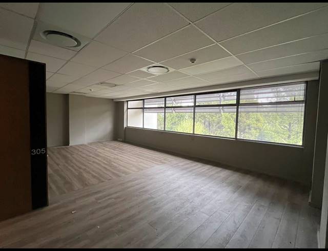 1,142M² OFFICE TO LET IN HAZELWOOD